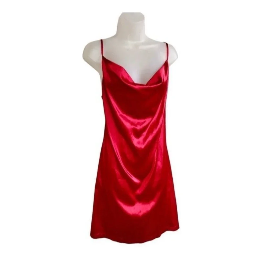 NEW•ROMWE silky slinky red Slip dress Lg - Picture 1 of 11
